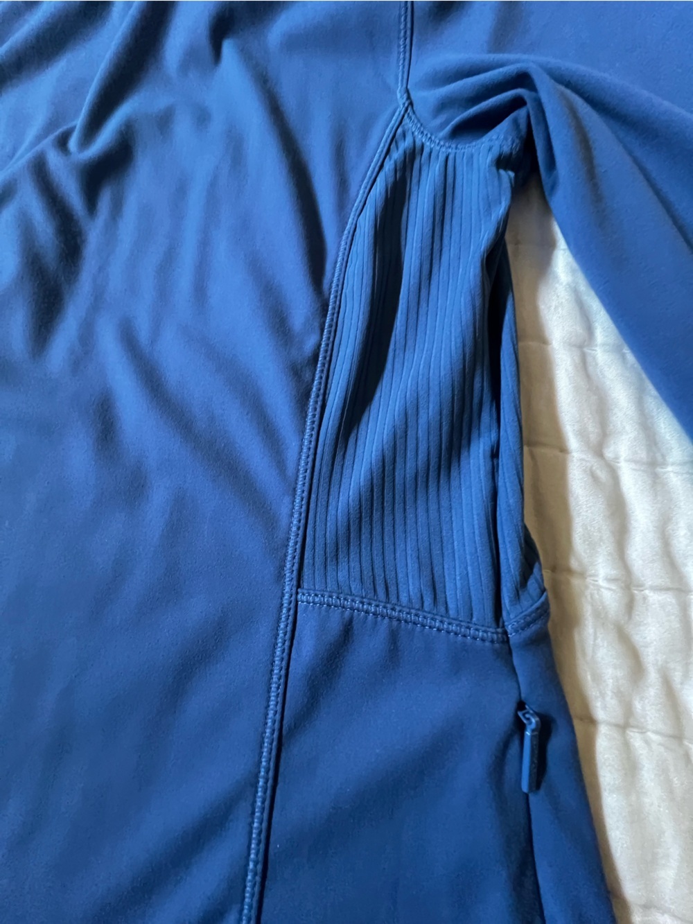 SPYDER FITTED ACTIVEWEAR LADIES SIZE S/P BEAUTIFUL SHADE OF BLUE - Picture 8 of 13